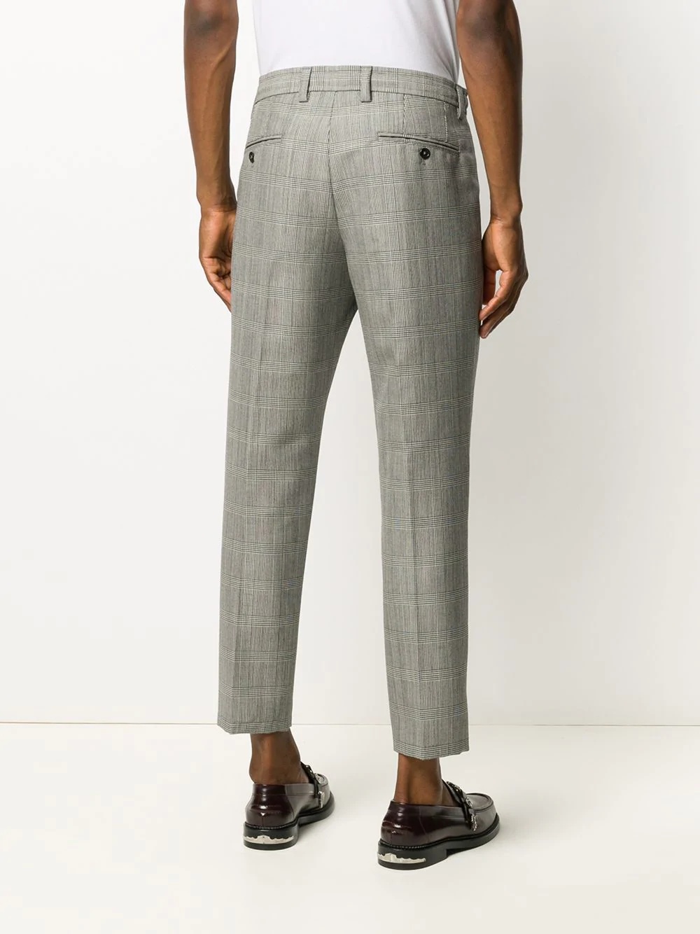 check-pattern cropped trousers - 4