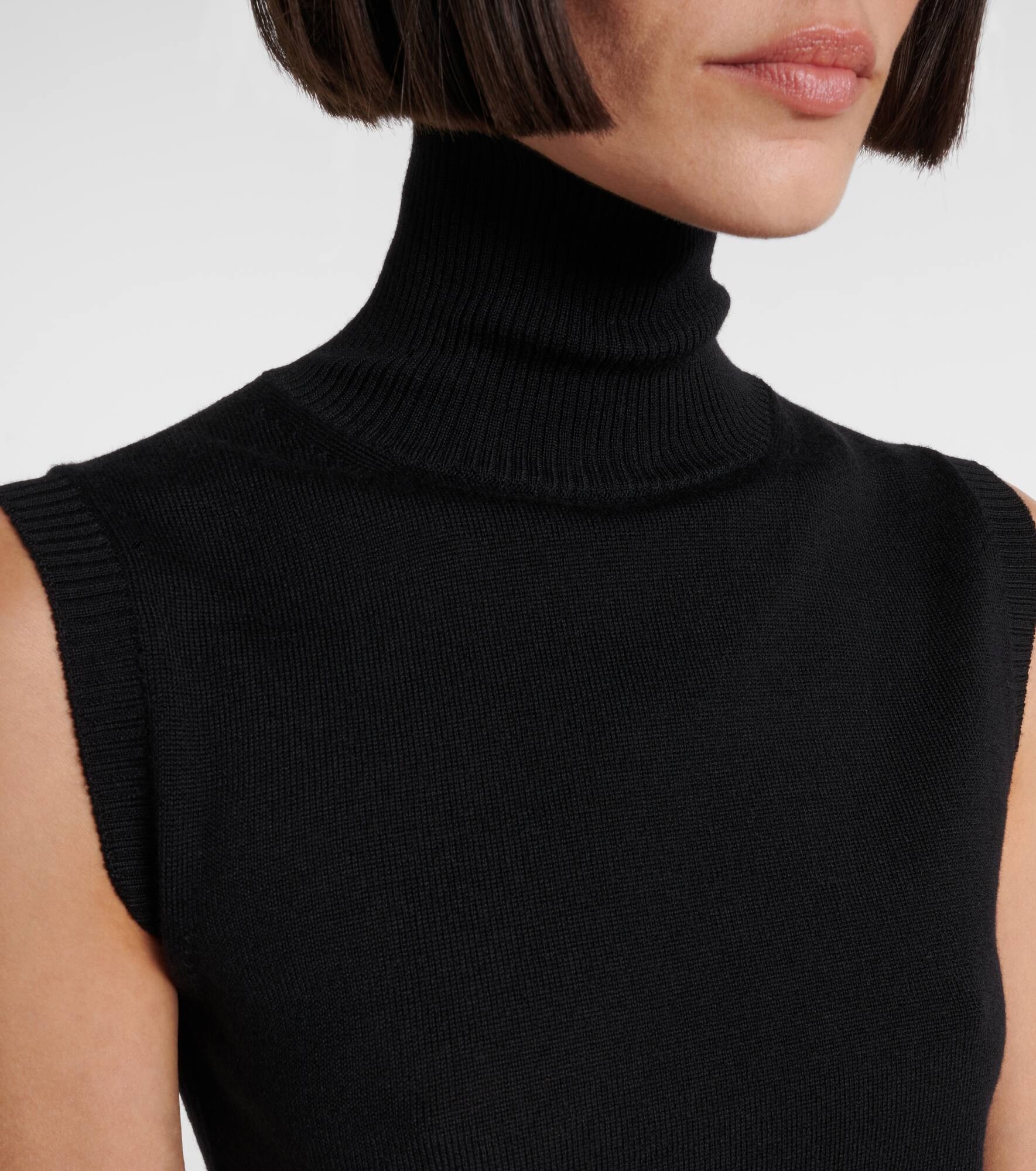 Vertigo knitted virgin wool top - 4