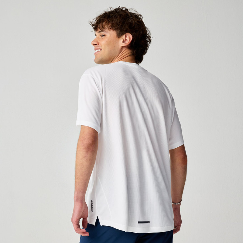 BROOKS Dash Short Sleeve outlook