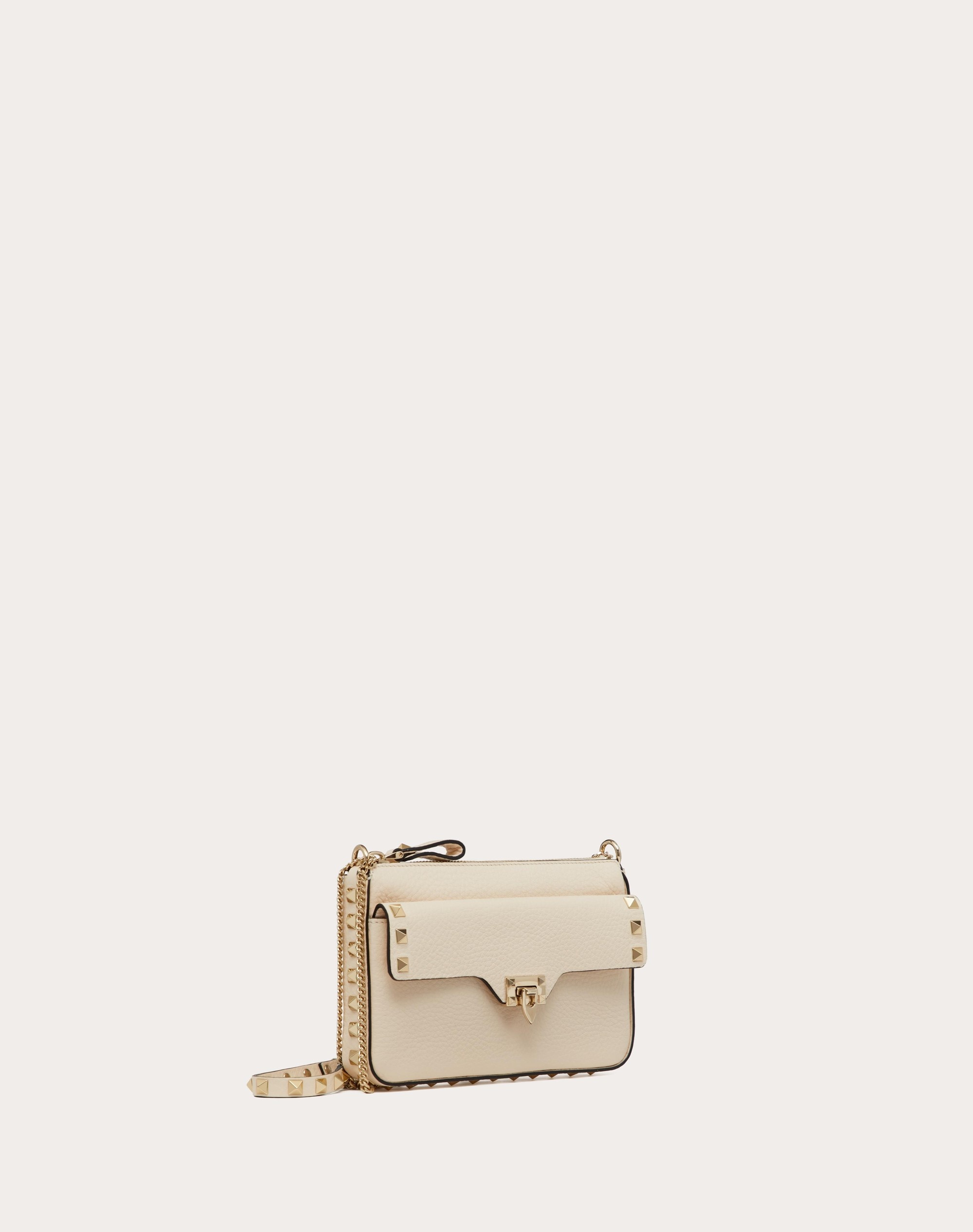 GRAINY CALFSKIN POUCH WITH ROCKSTUD CHAIN - 2