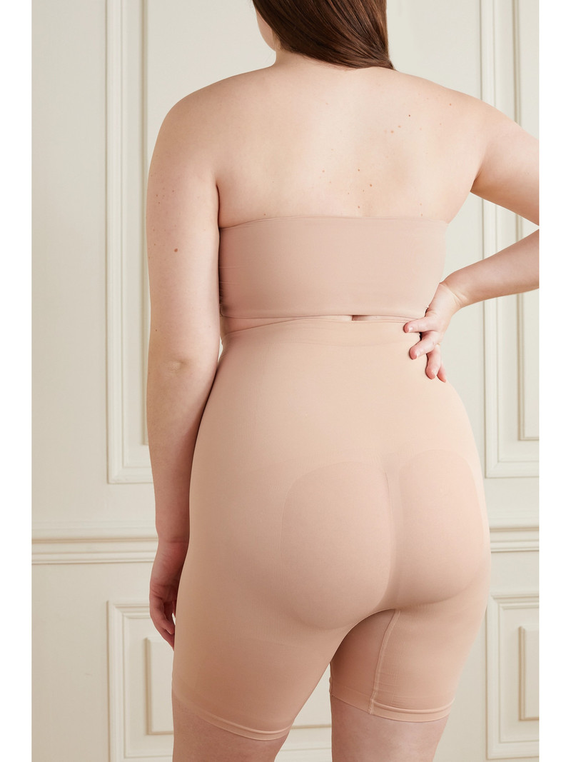 SKIMS Fits Everybody Bandeau Bra outlook