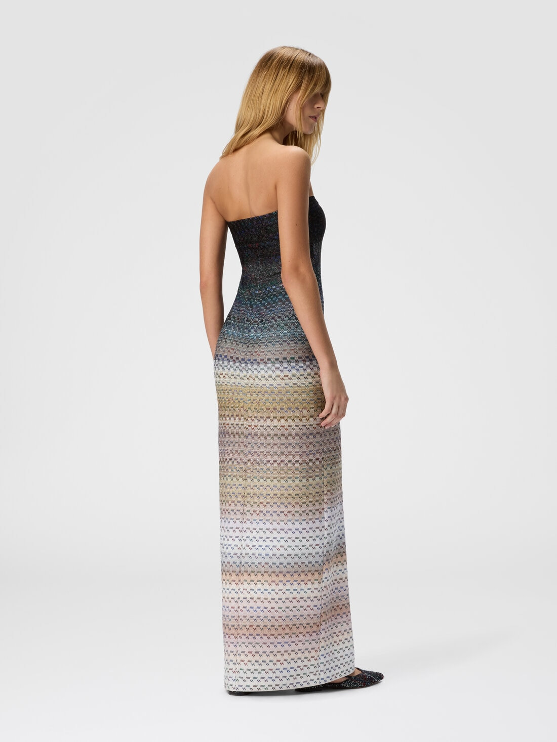Long strapless viscose dress with lamé threads - 3