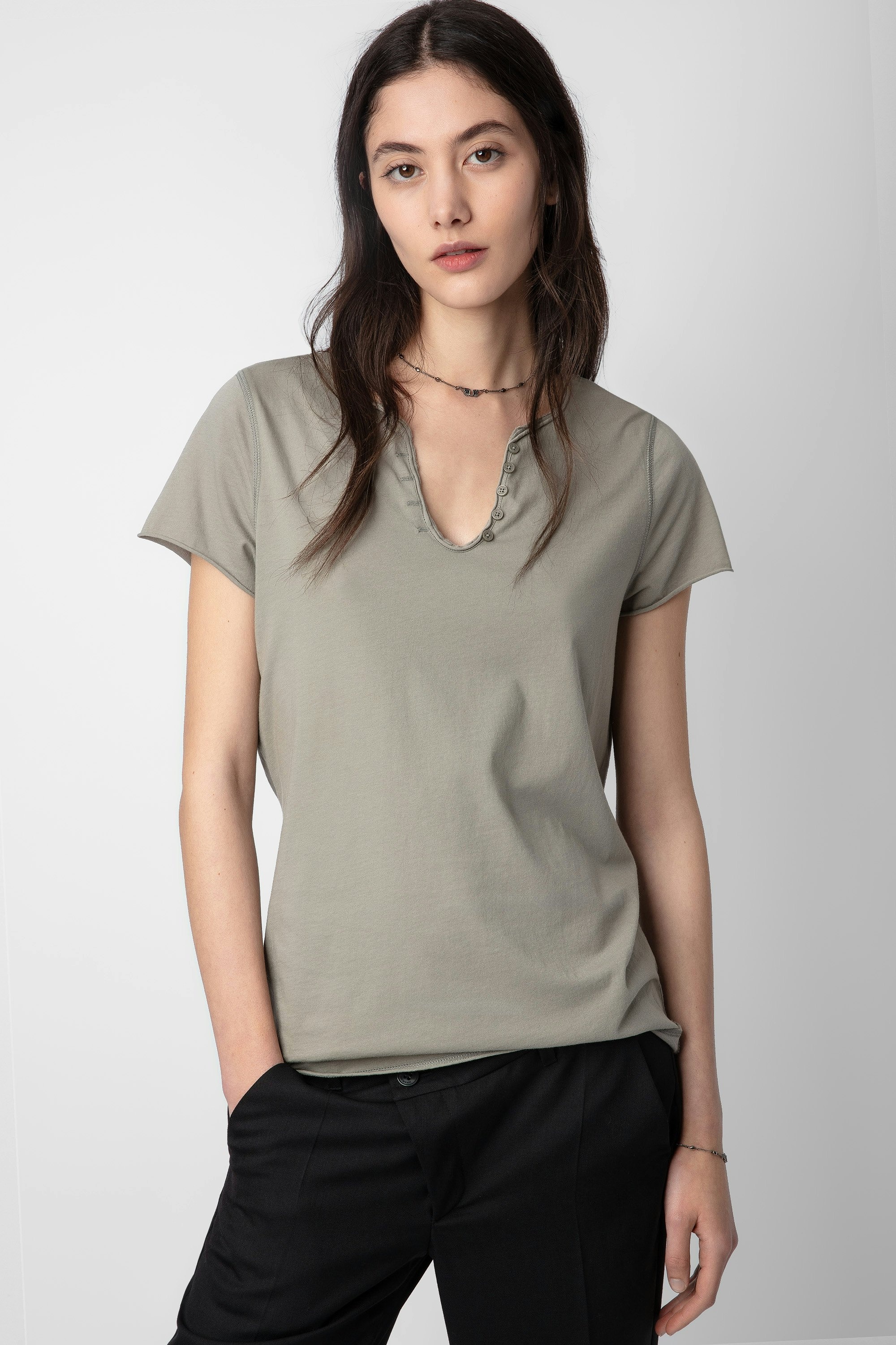 Insignia Henley T-shirt - 3