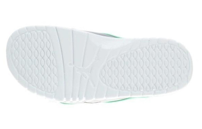 Jordan Air Jordan Hydro 4 Retro 'Green Glow' 532225-302 outlook