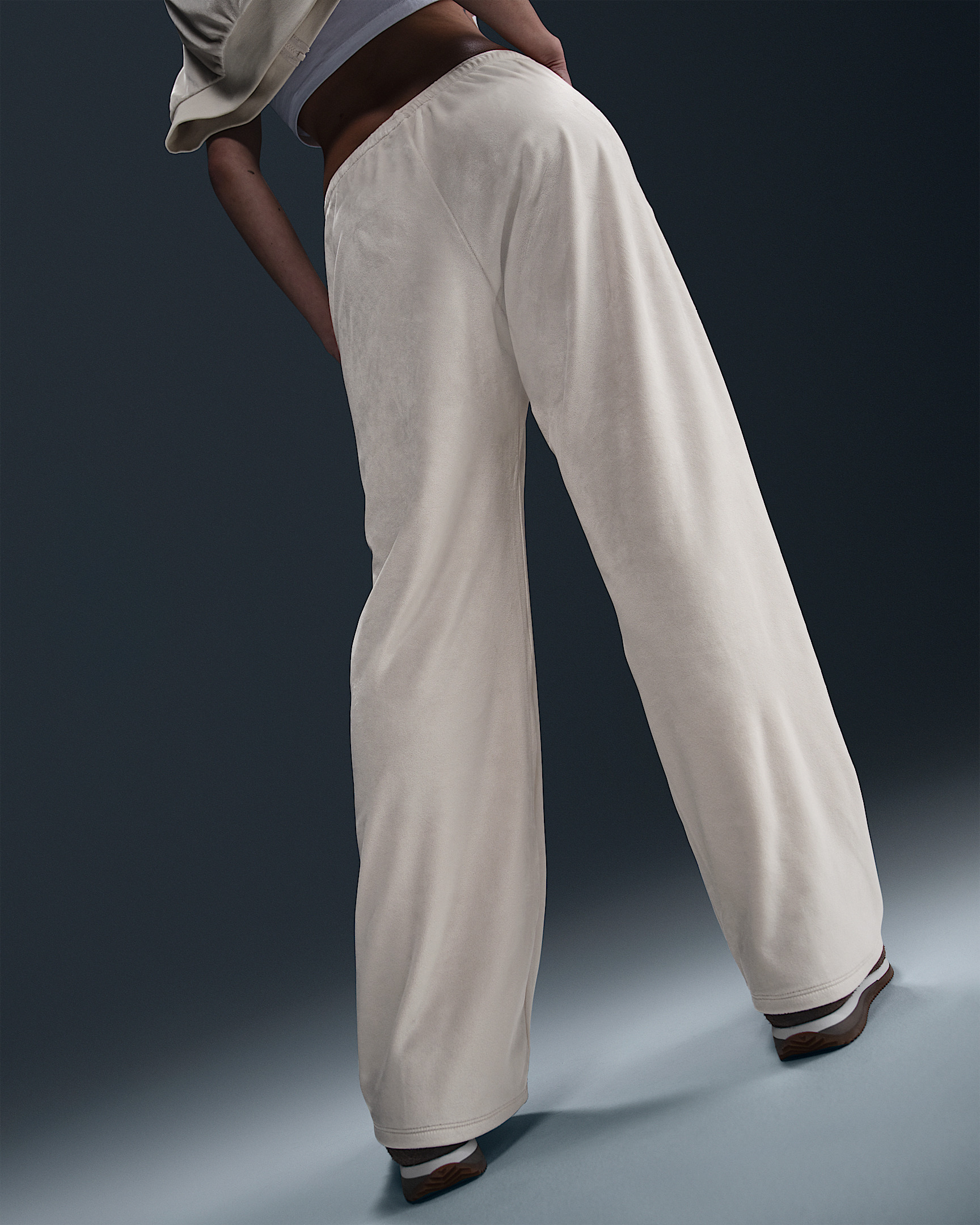Nike Sportswear Chill Knit Women's Mid-Rise Velour Pants - 3