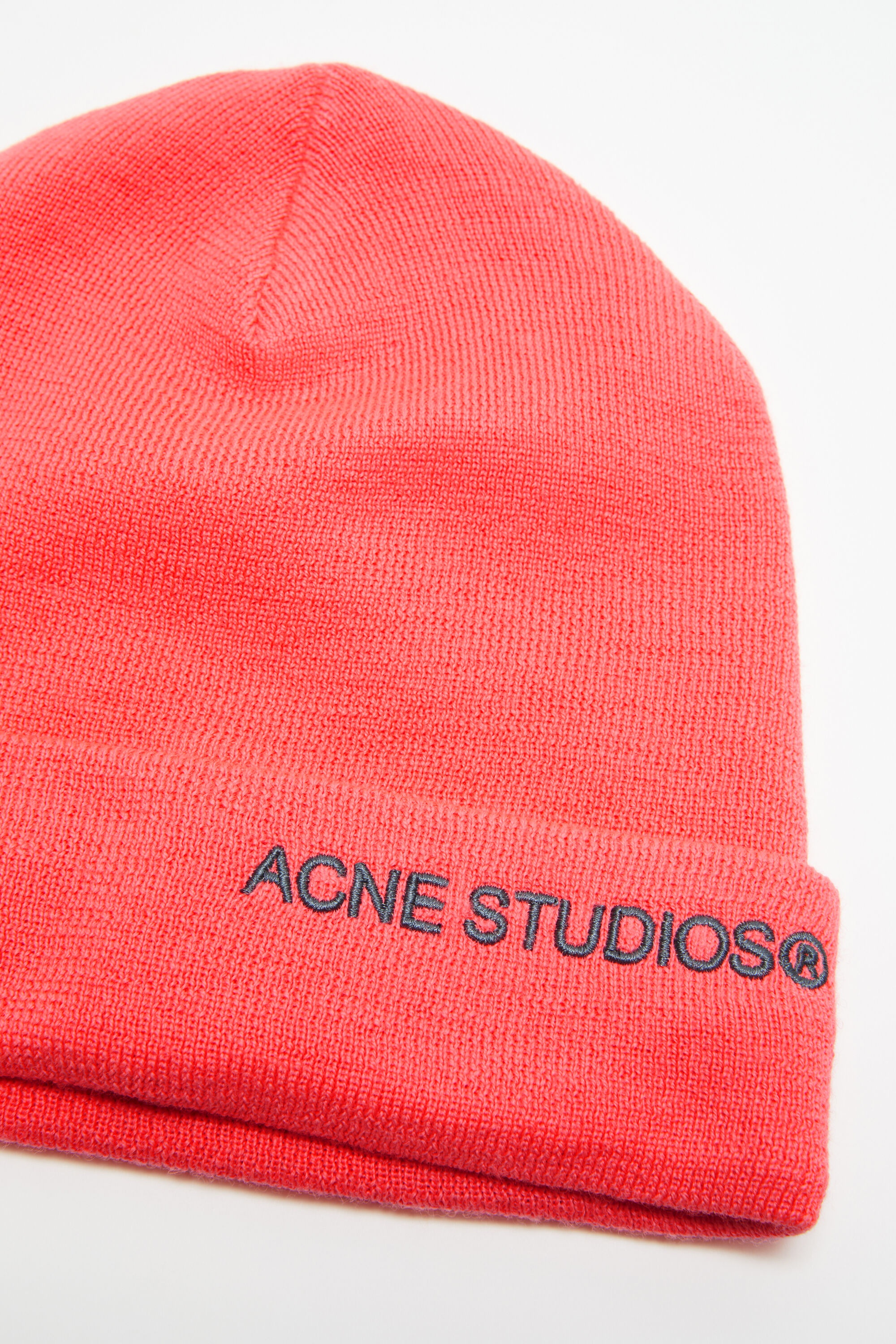 Embroidered logo beanie - Fluo pink - 4