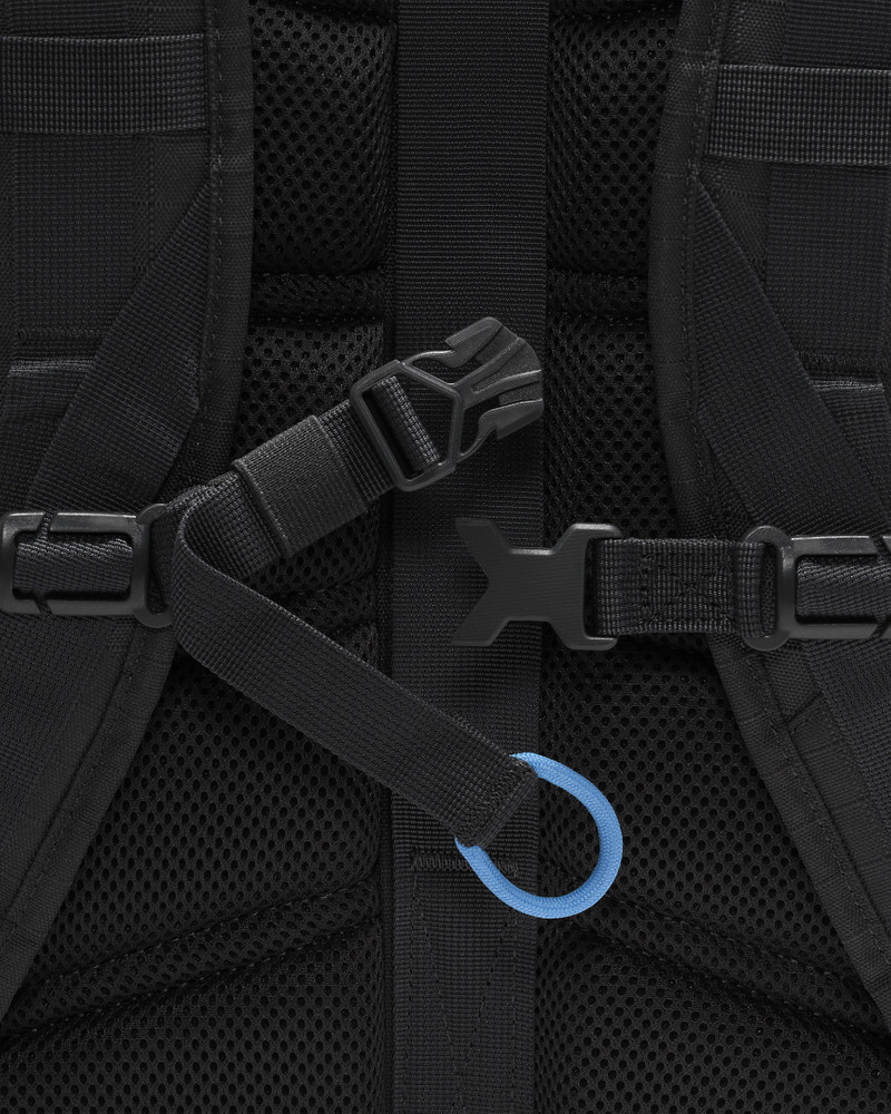 Nike Elite EasyOn Backpack (31L) 13