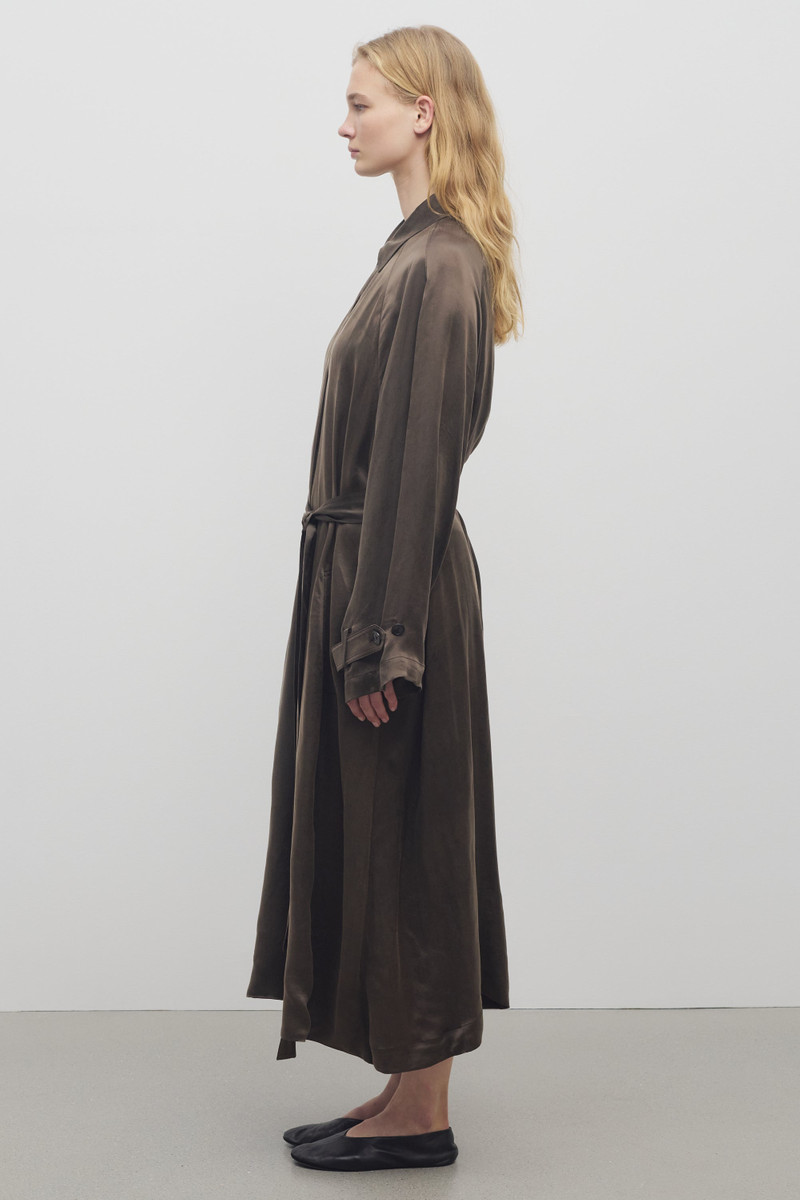 Ryo Coat in Cupro 5