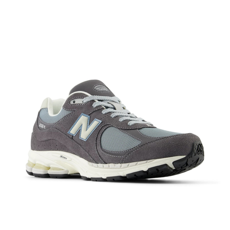 New Balance 2002R outlook