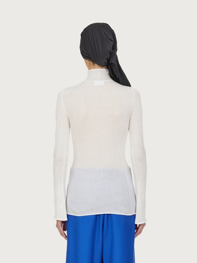 HIGH NECK KNITTED TOP - 4