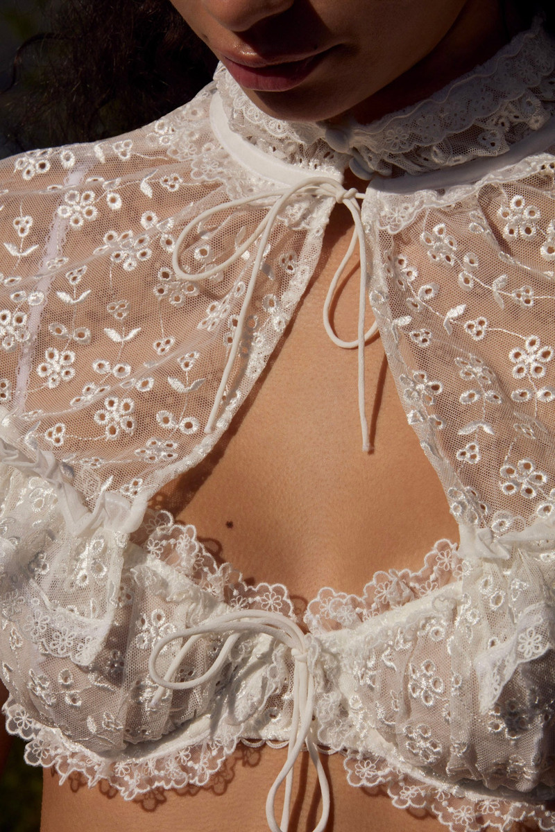 Layer Cake Chiffon Collar 8