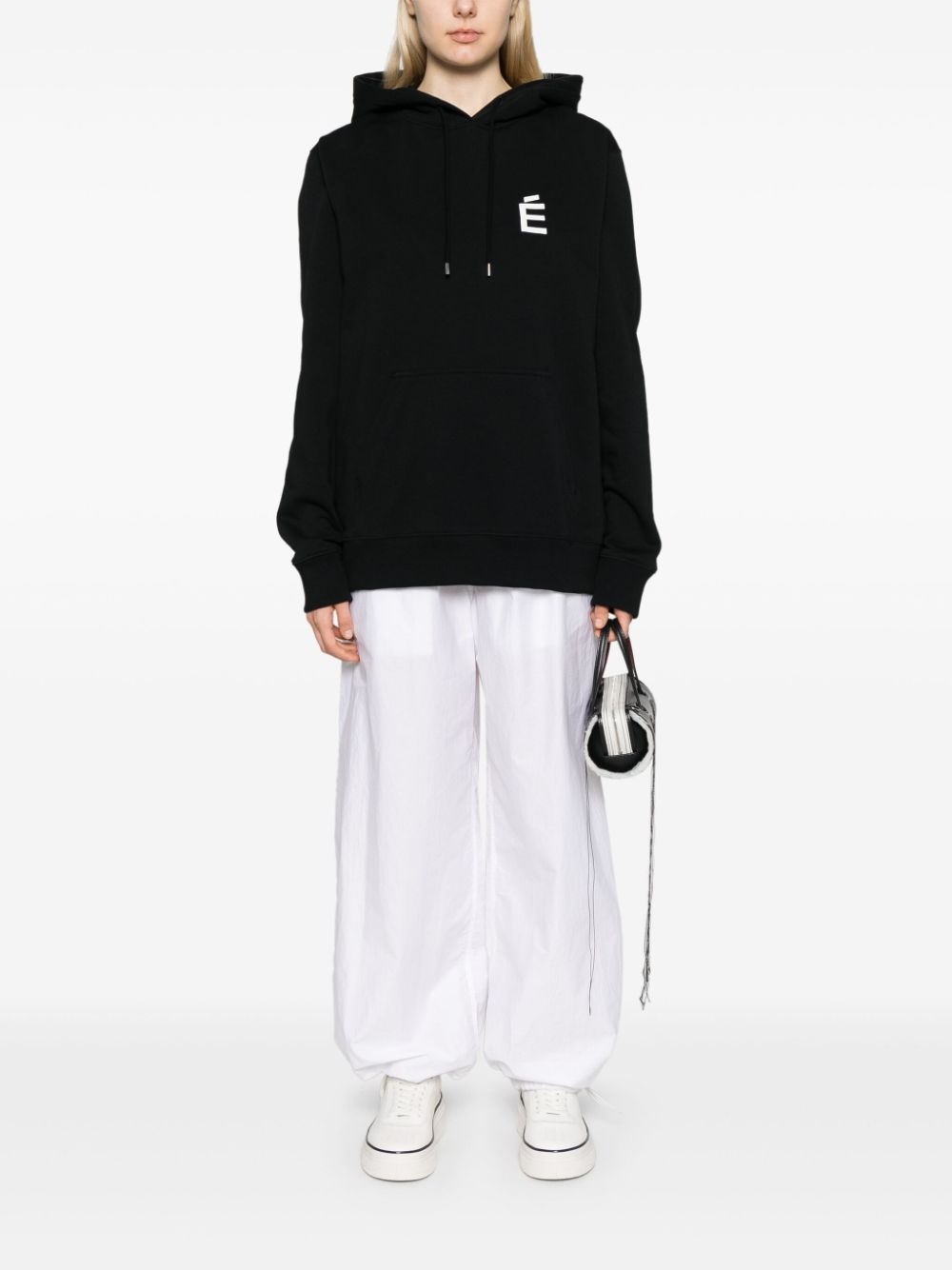 É hoodie - 2