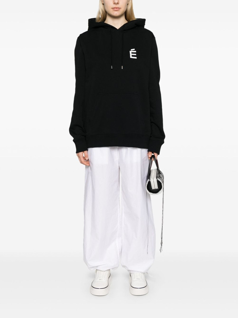 Étude É hoodie outlook