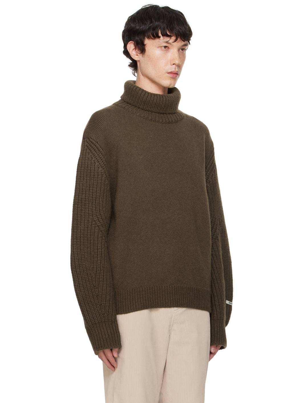 Brown Logo Patch Turtleneck - 2