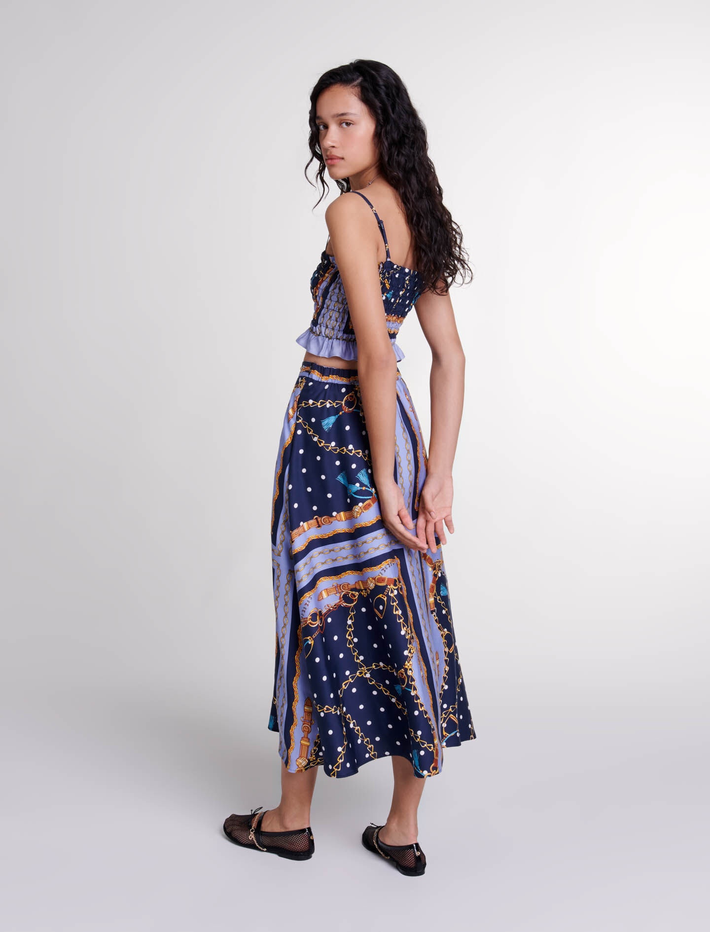 Satin-effect patterned short skirt - 4