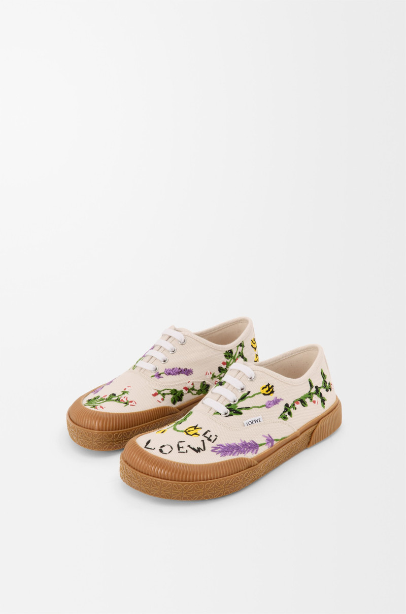 Terra Vulca sneaker in embroidered canvas 3