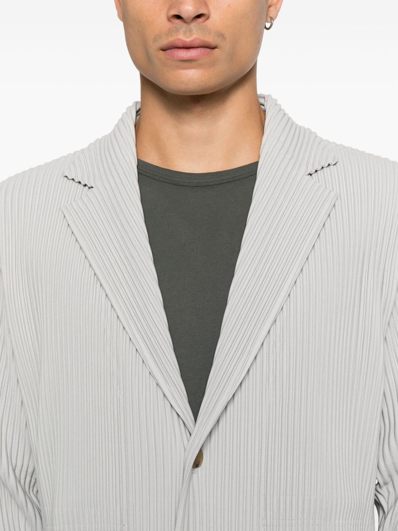 single-button blazer 5