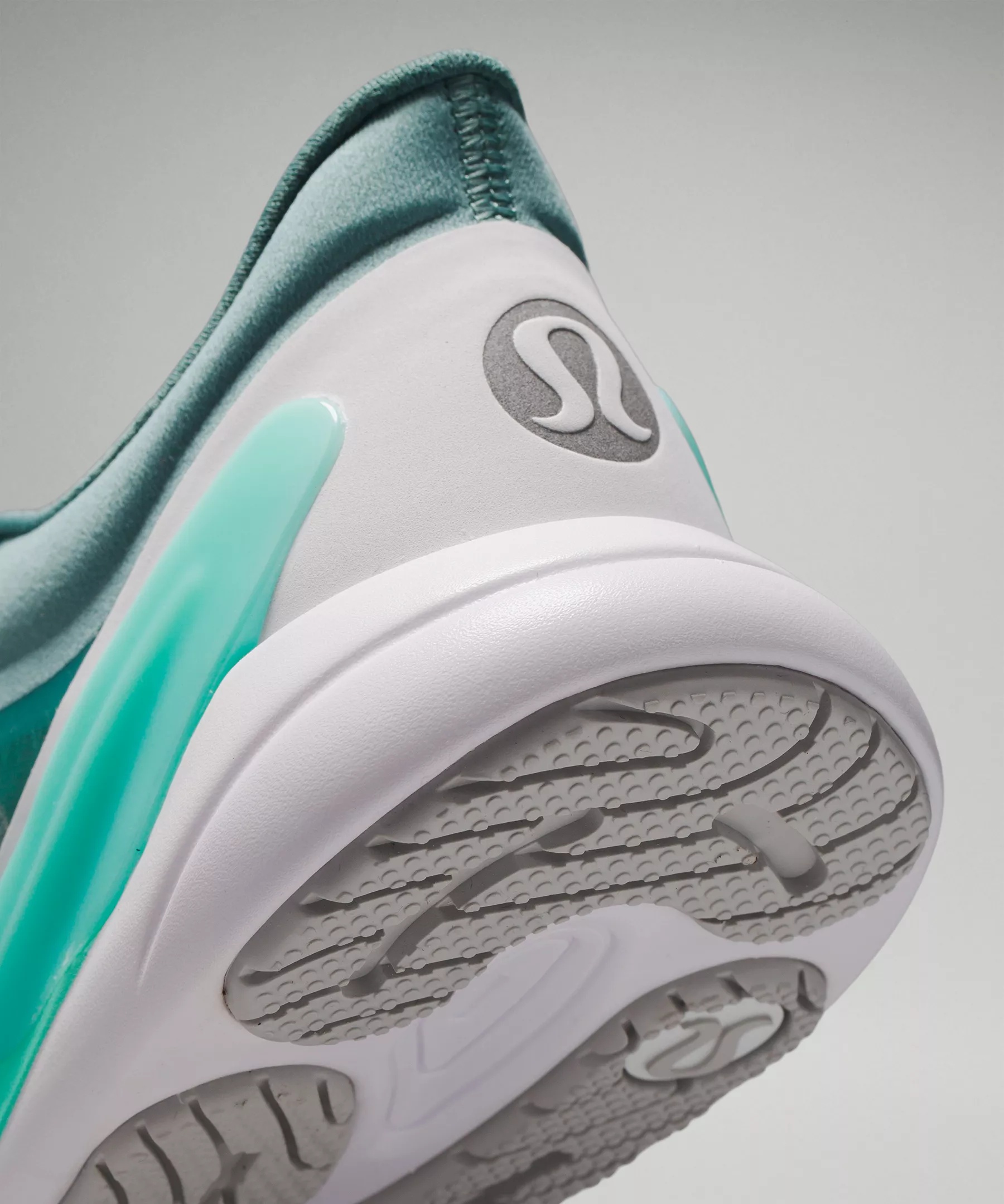 Women's Blissfeel Running Shoe - 9