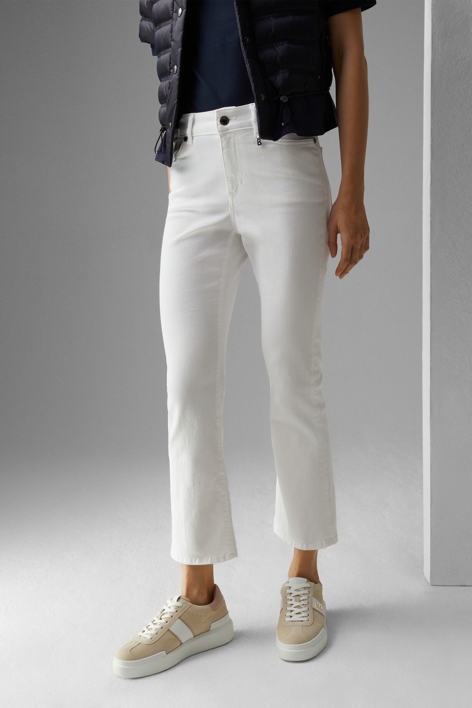 Julie 7/8 flared fit jeans in White - 2