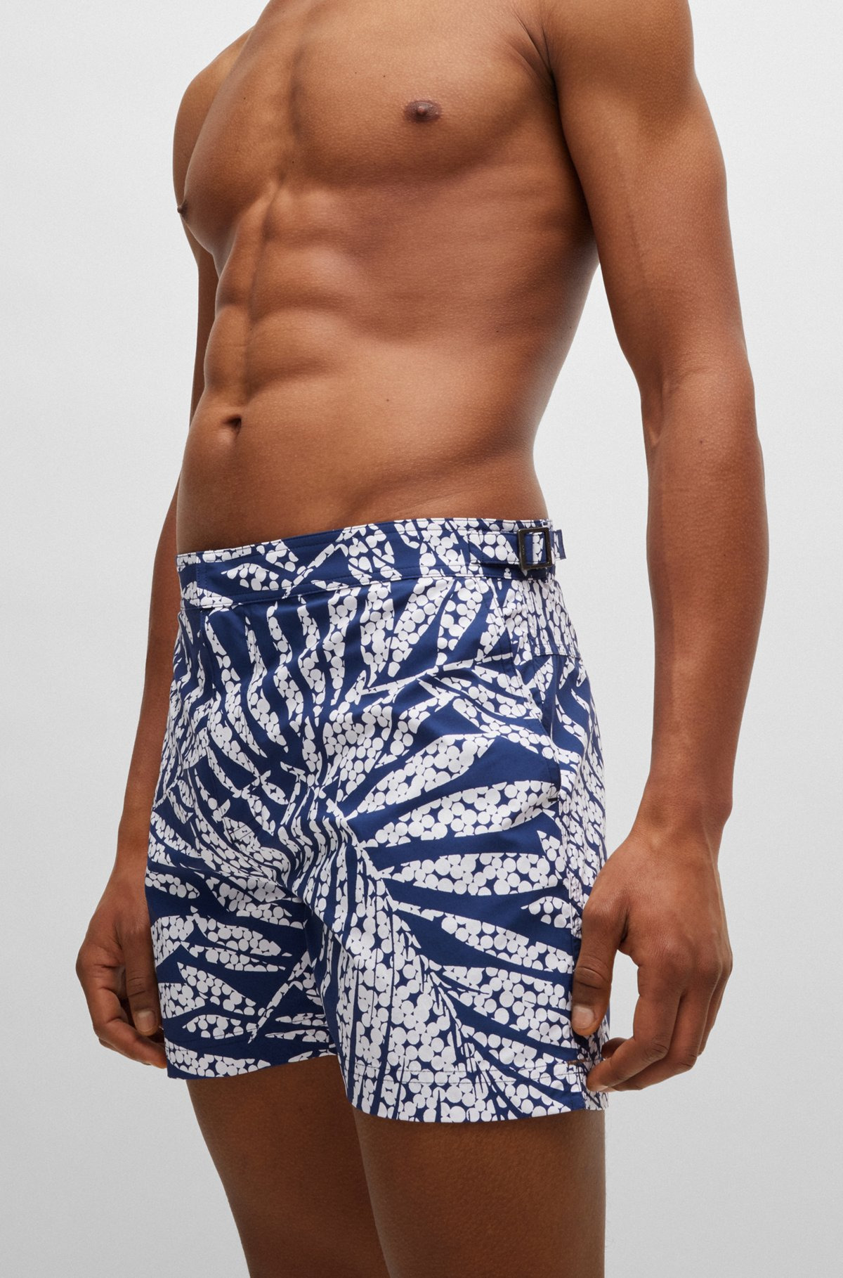 FULLY LINED SWIM SHORTS IN QUICK-DRYING PRINTED FABRIC - 3