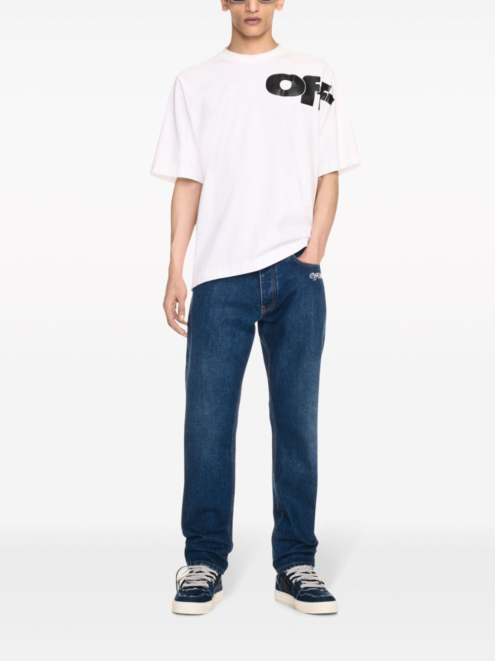 Off White Men Script Taperered Jeans - 4