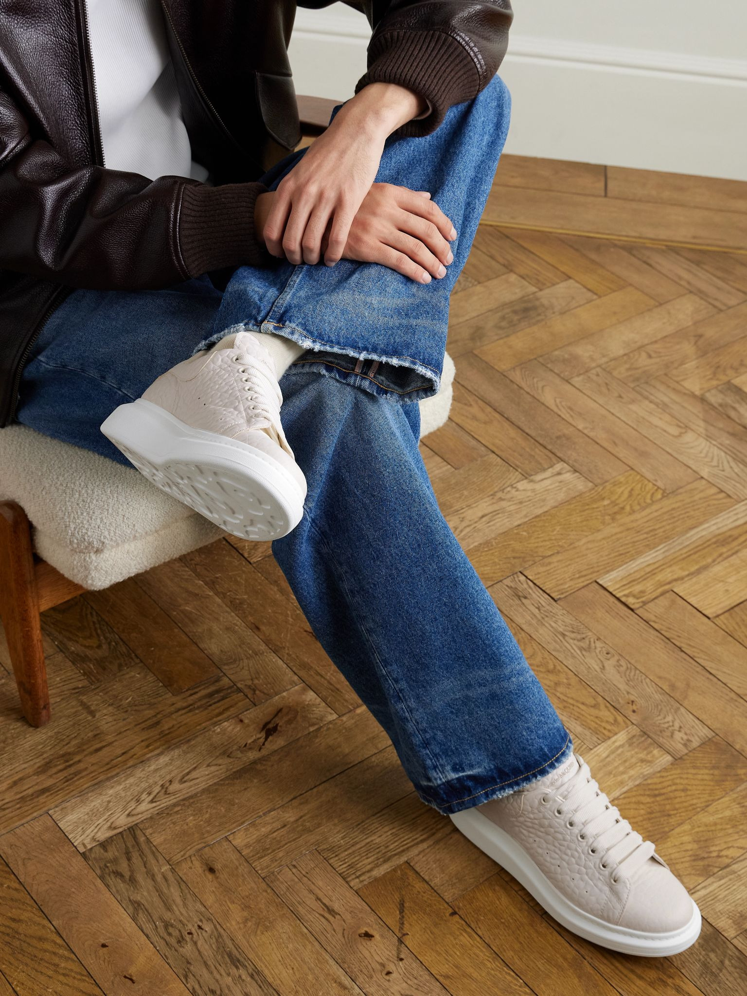 Exaggerated-Sole Textured-Leather Sneakers Off-white - 2