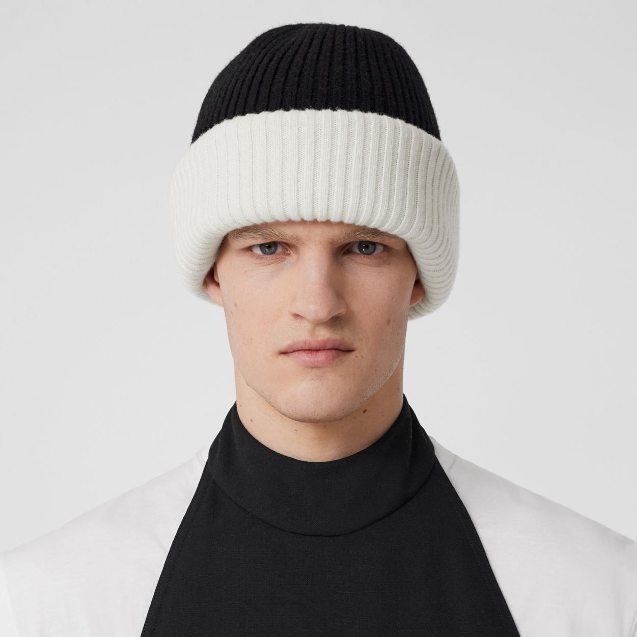 Reversible Cut-out Detail Rib Knit Wool Beanie - 8