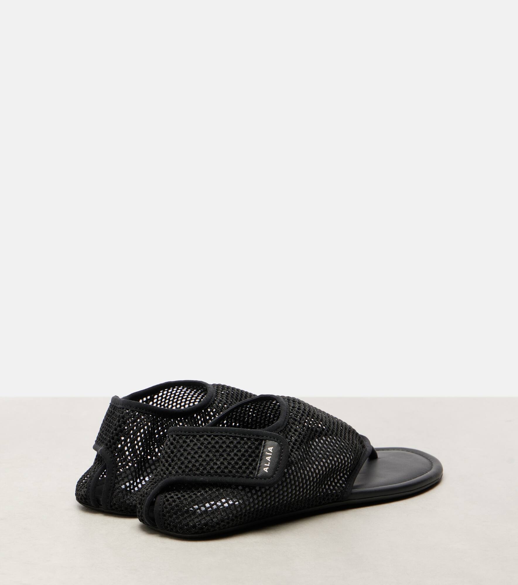 Fishnet thong sandals - 2