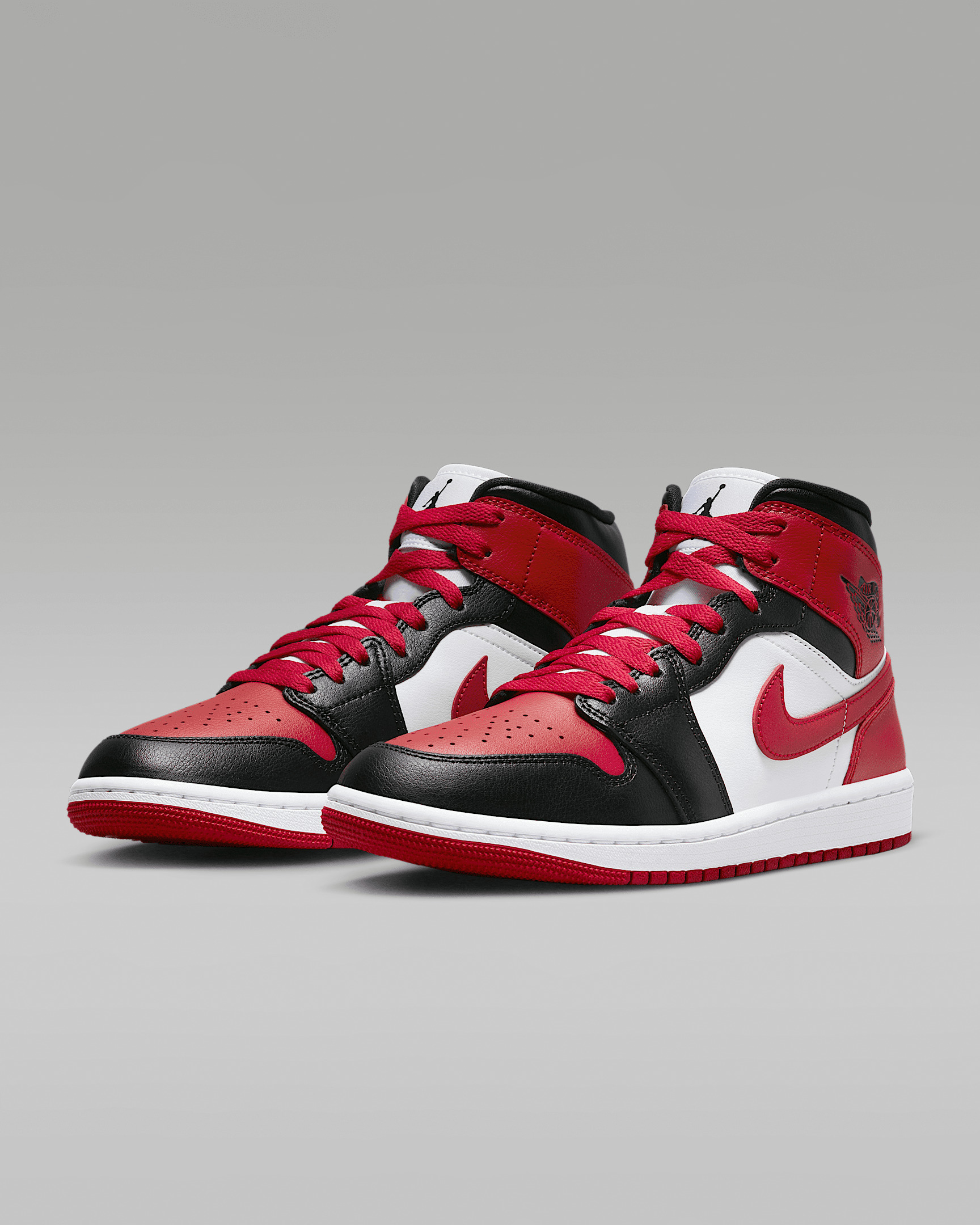 Air Jordan 1 Mid Women's Shoes - 5