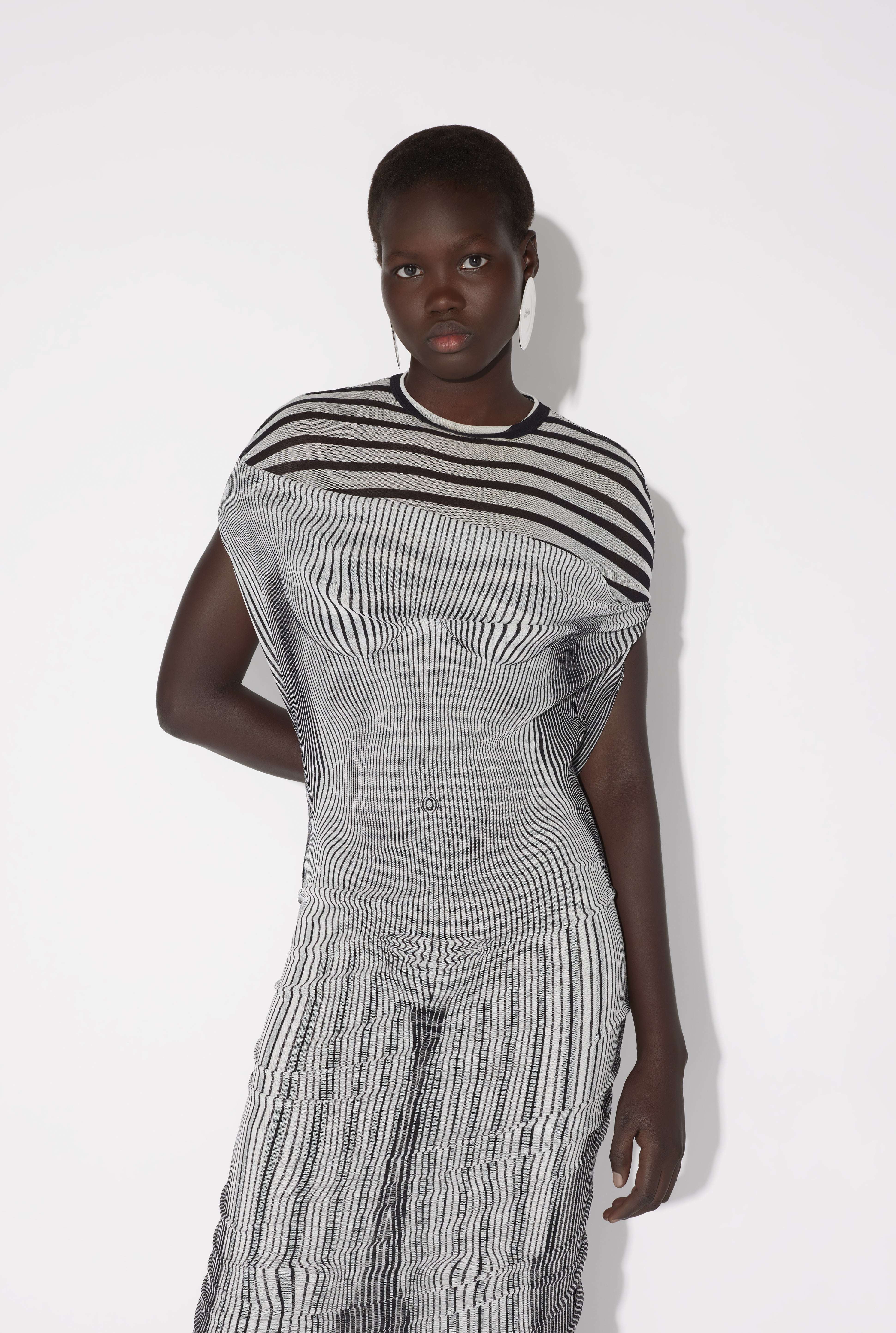 THE LONG DRAPED BODY MORPHING DRESS - 4