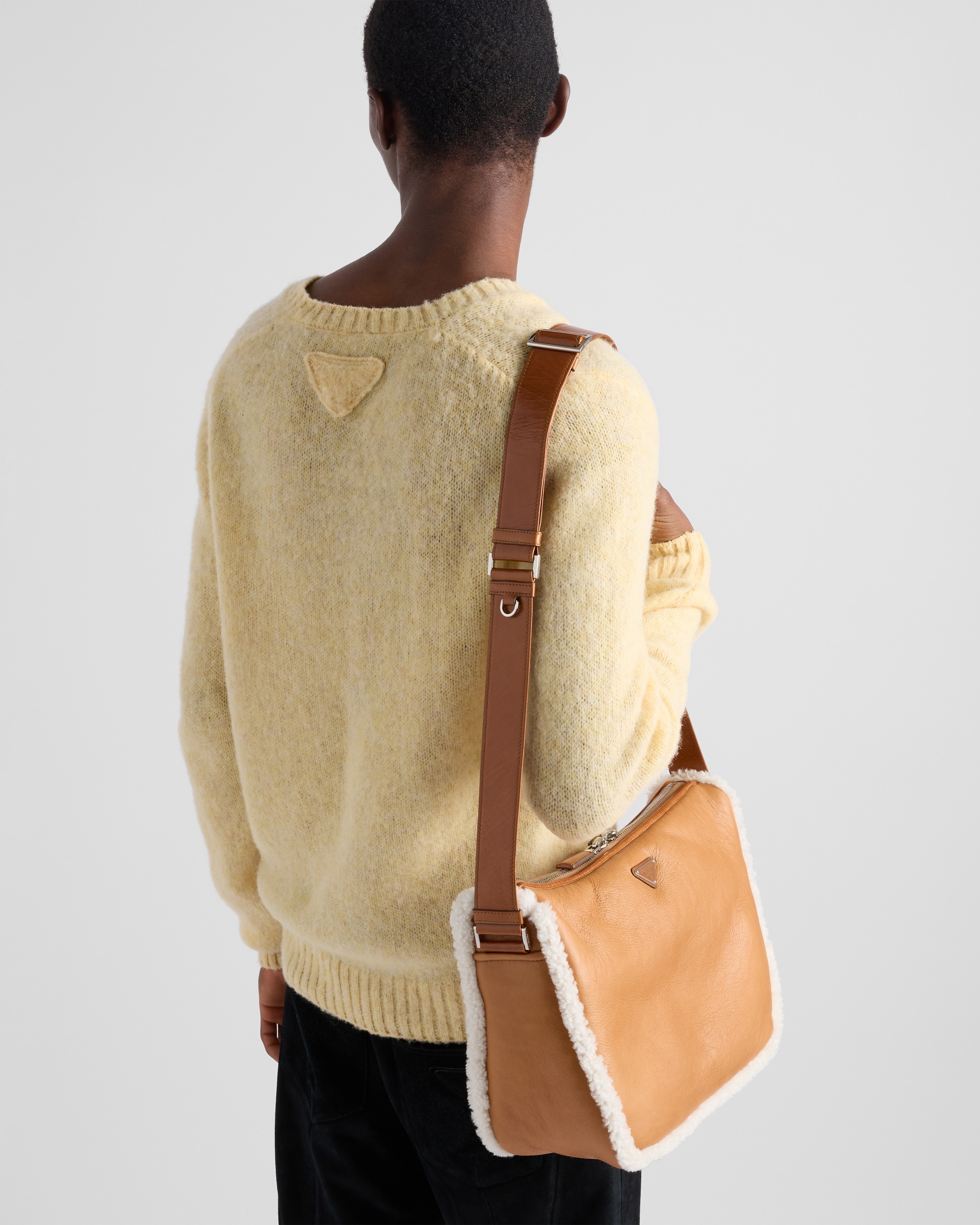 Shearling shoulder bag - 8