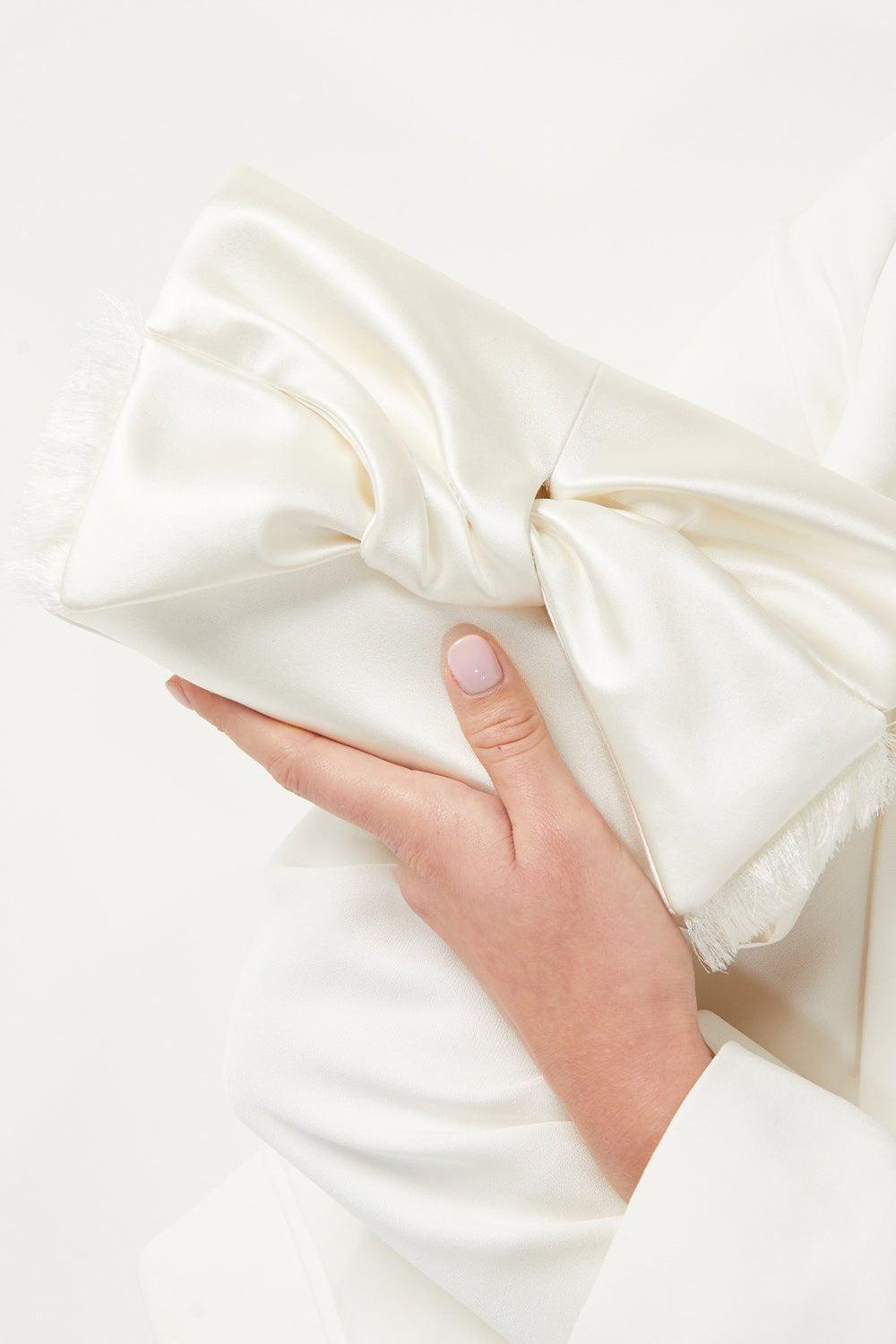 Bow Clutch - 4