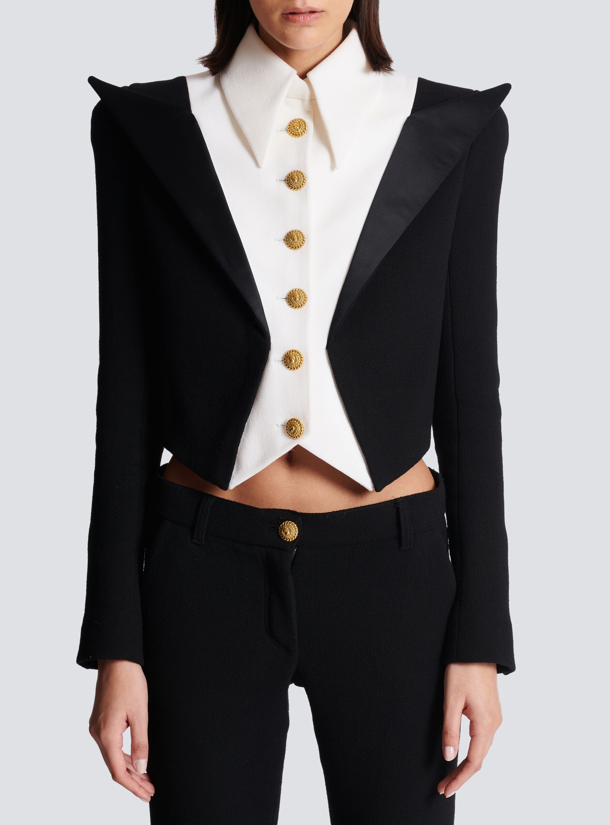 Cropped 6-button crepe jacket - 5