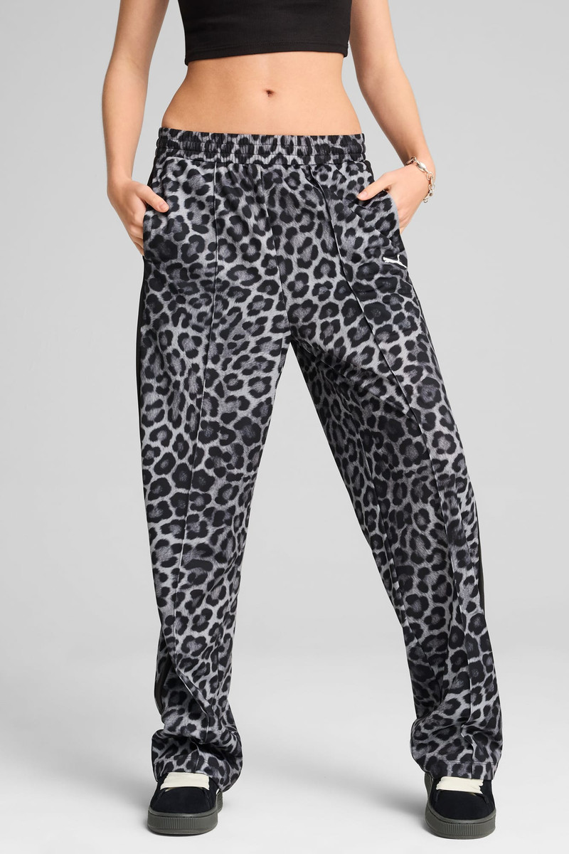 PUMA T7 LEO LUXE Women's All-Over Print Straight Pants outlook