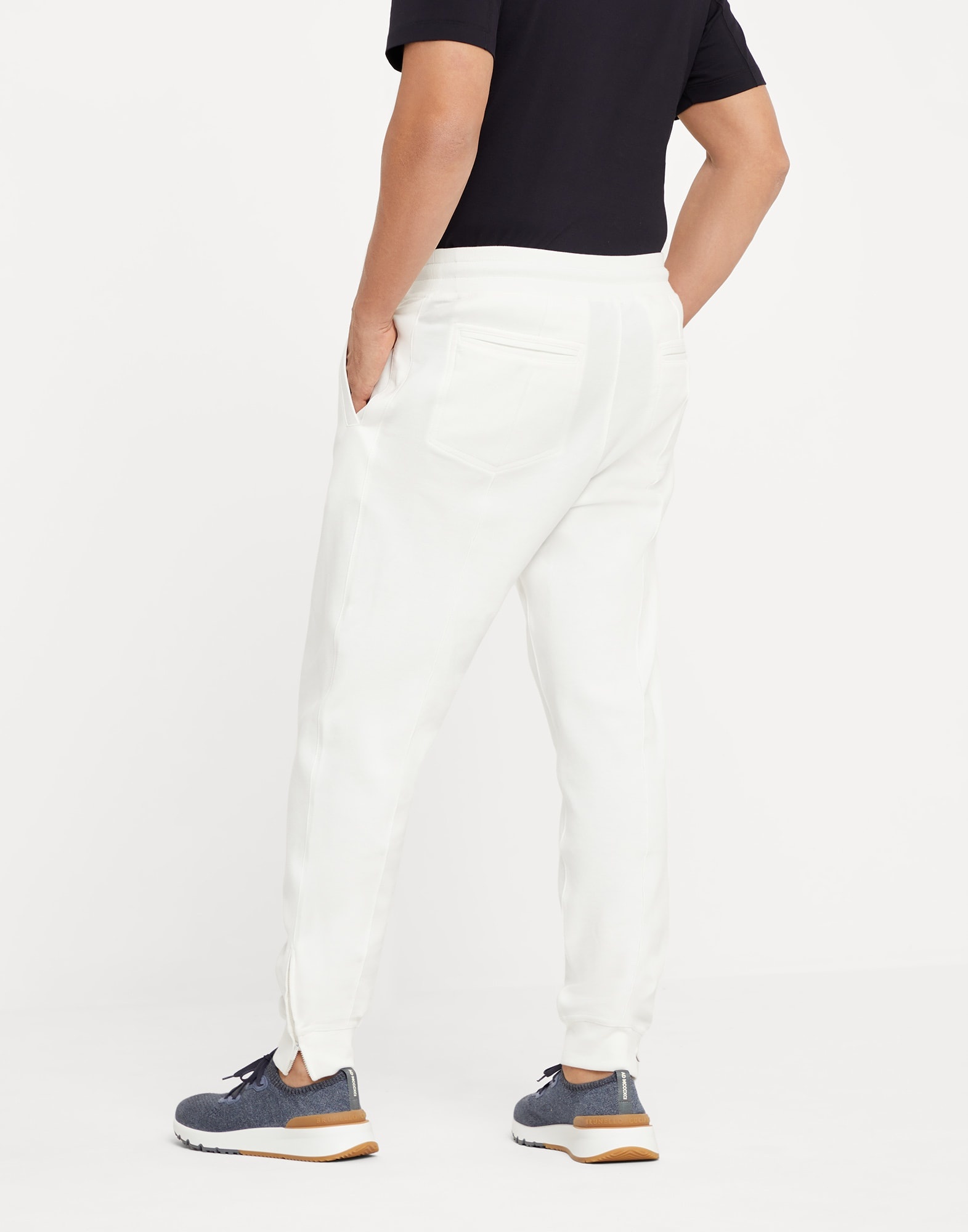 Techno cotton lightweight French terry trousers with crête detail and elasticated zipper cuffs - 2