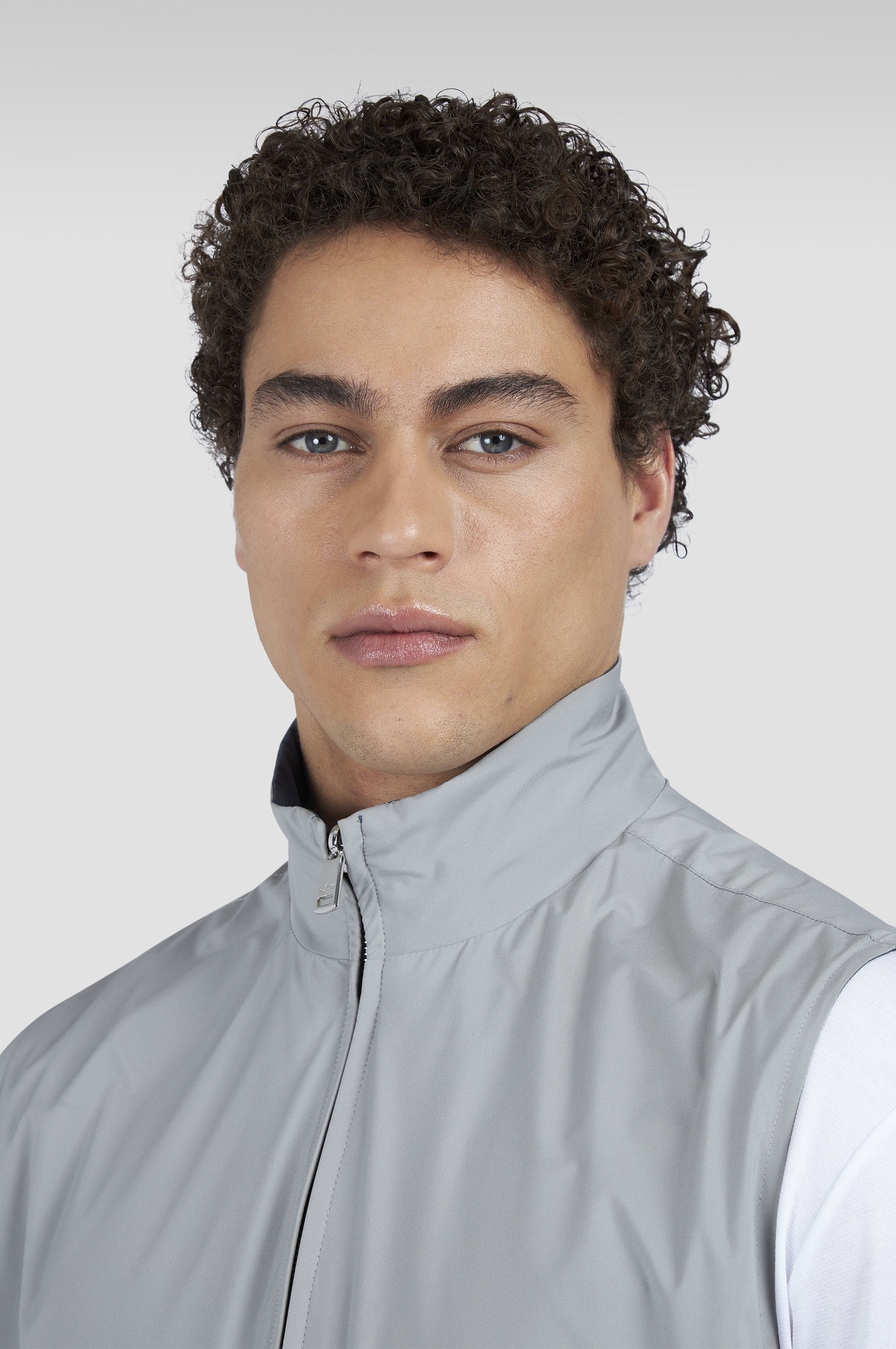REVERSIBLE TYPHOON® PLATINUM VEST - 4