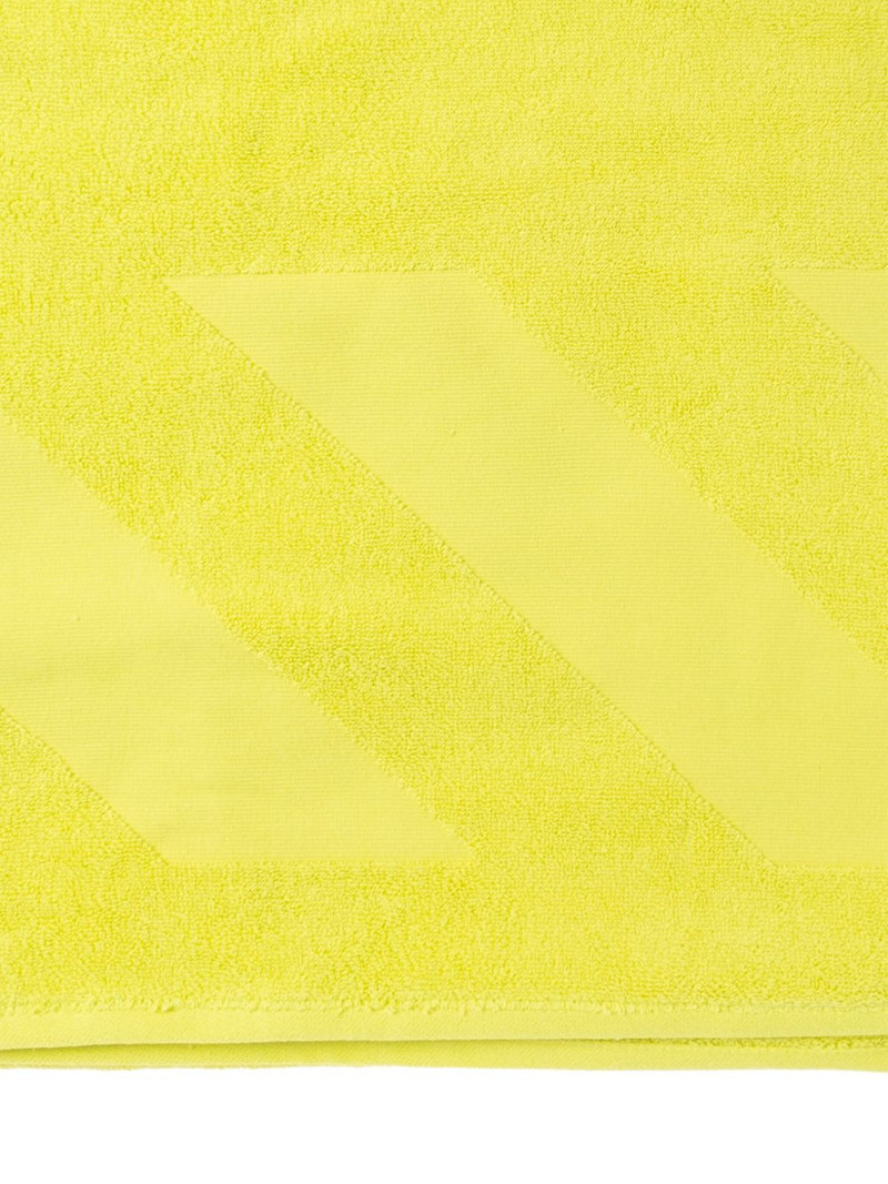 Off-White chevron objects beach towel outlook