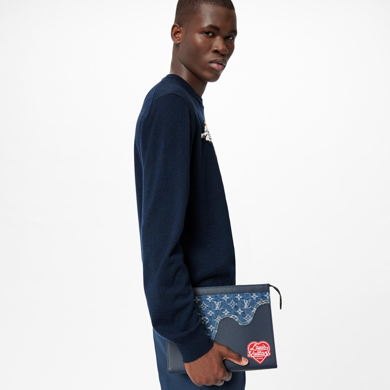 Louis Vuitton Pochette Voyage MM outlook