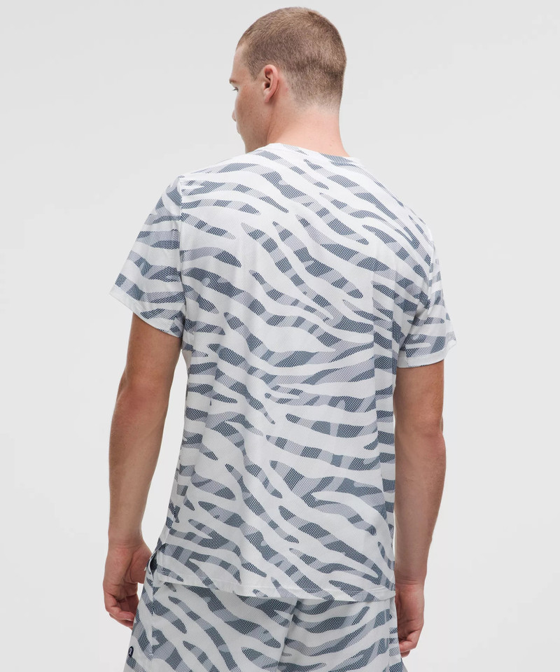 Ventilated Short-Sleeve Tennis Shirt 3