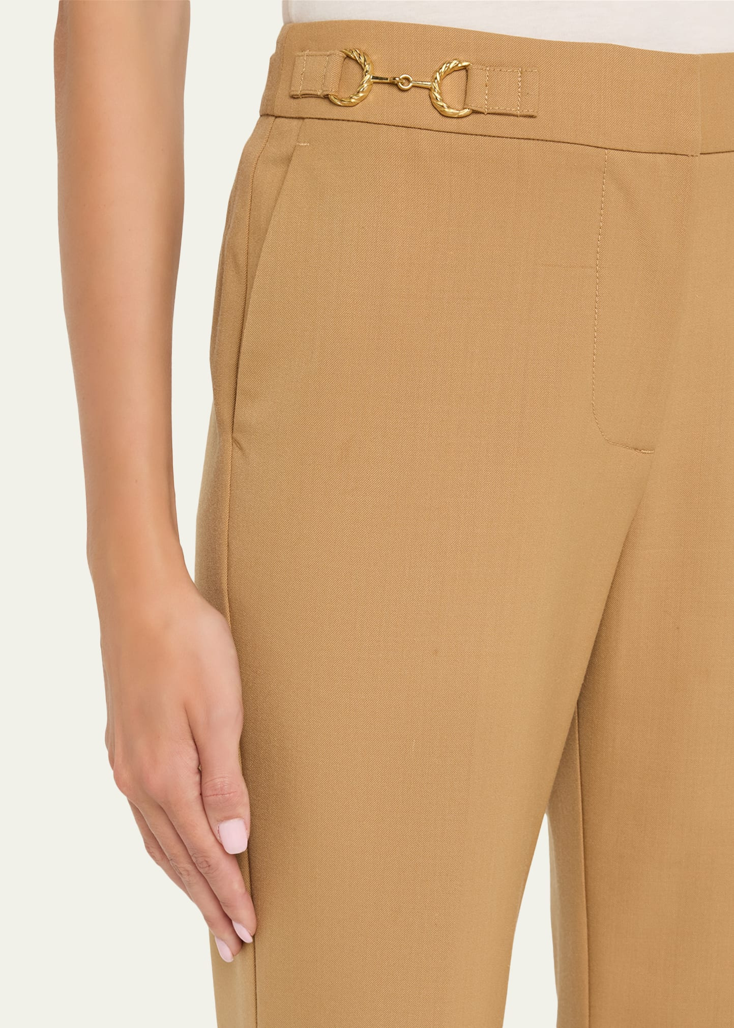 Quartier Mid-Rise Pants with Chain Detail - 5