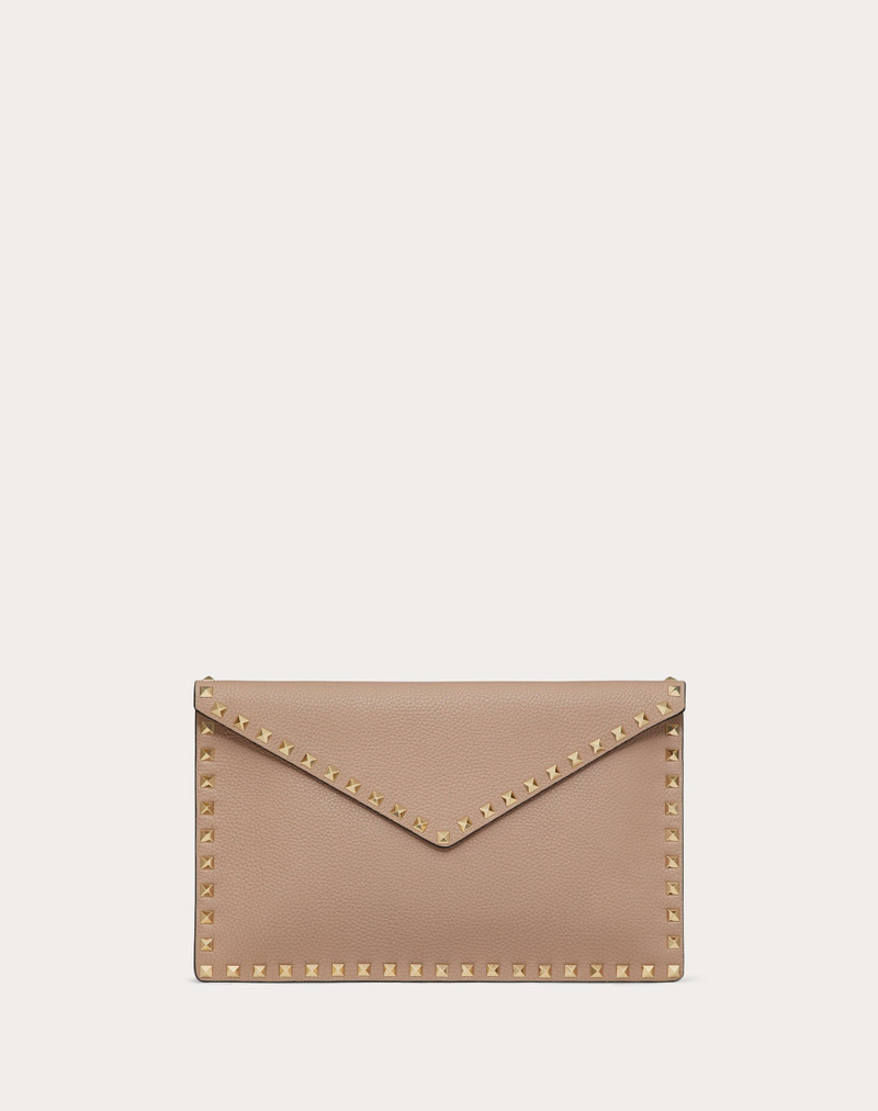 ROCKSTUD GRAINY CALFSKIN ENVELOPE POUCH 1