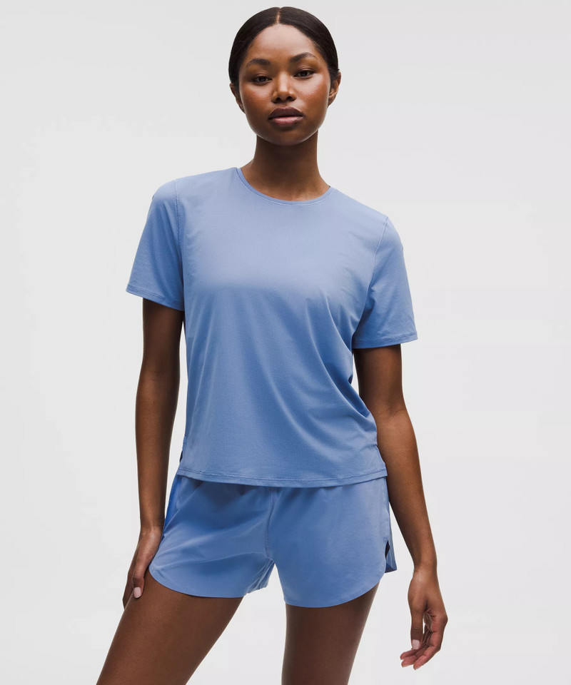 Lightweight Running Short-Sleeve Shirt 1