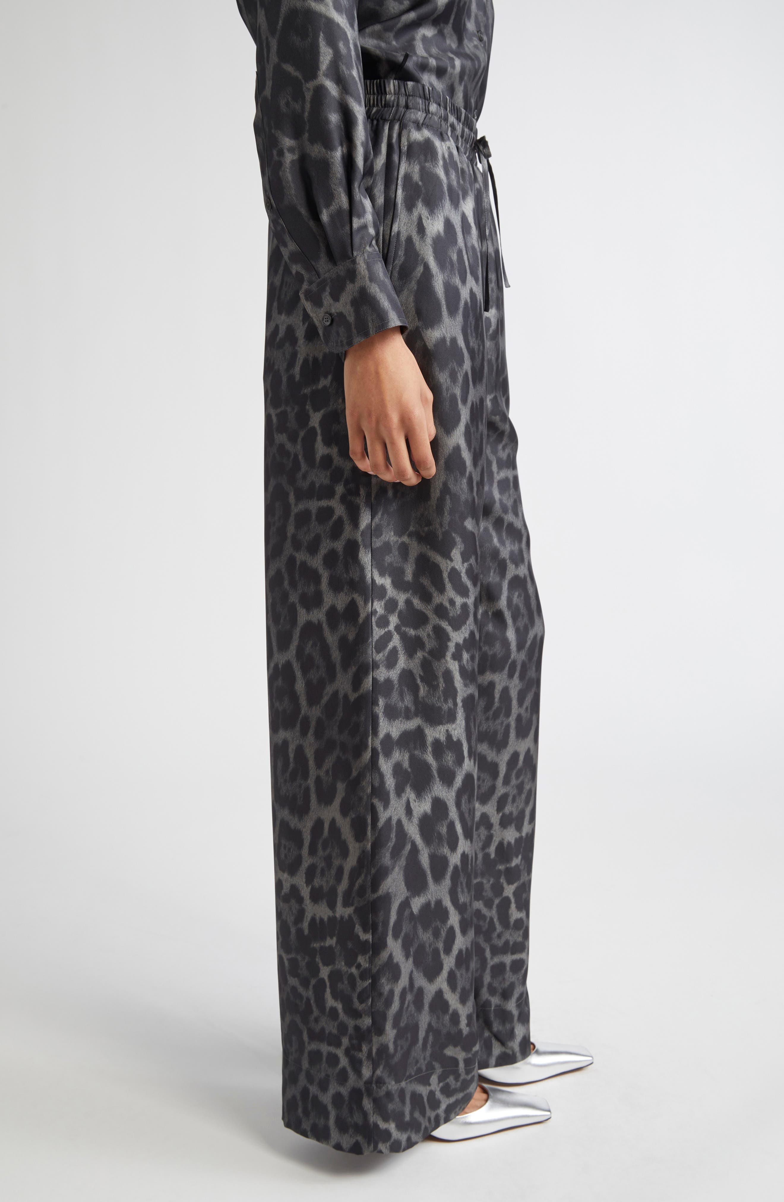 Stella McCartney Leopard Print Silk Pajama Pants in 1230 - 4
