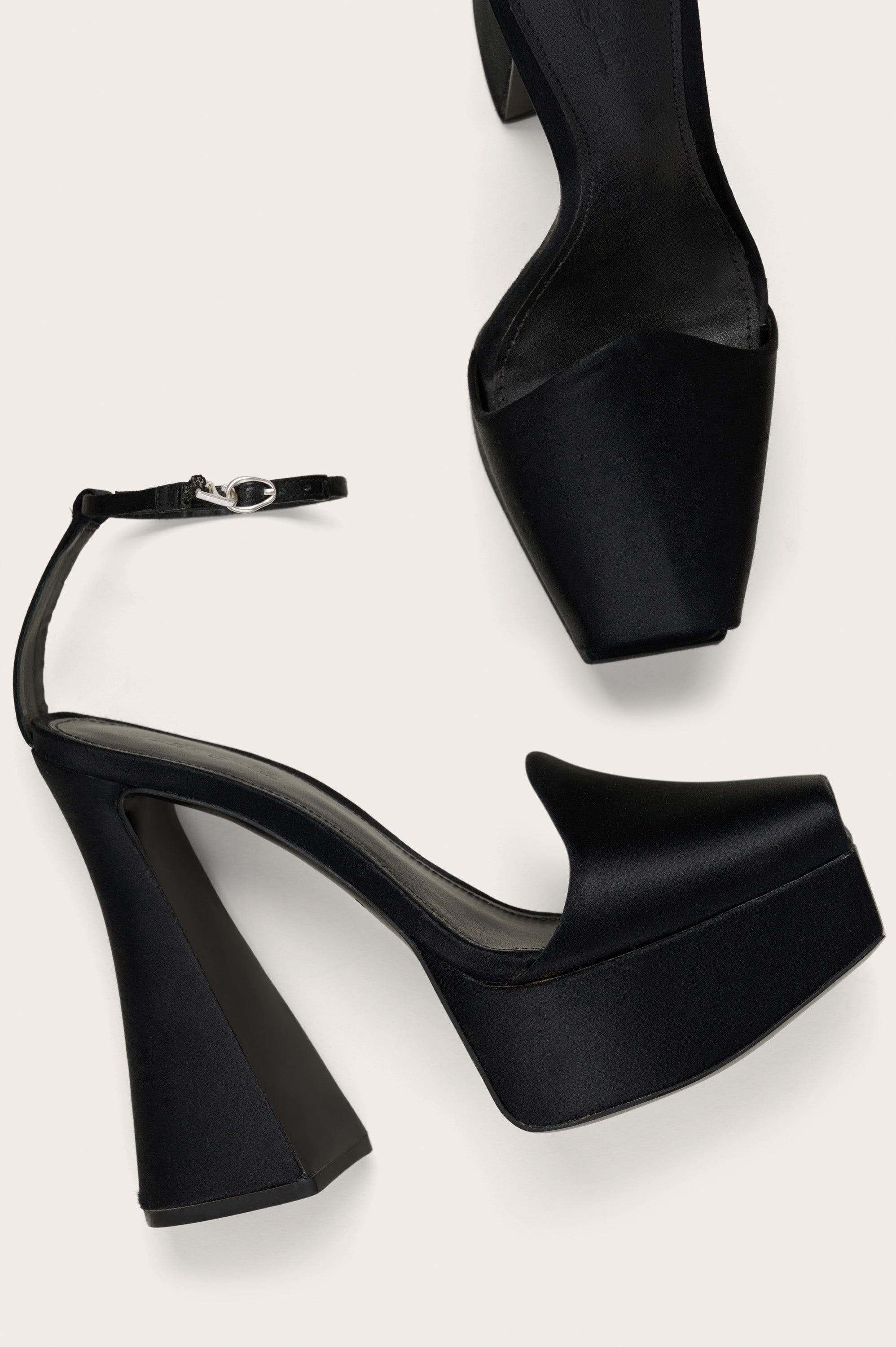 LAINA PLATFORM - 4