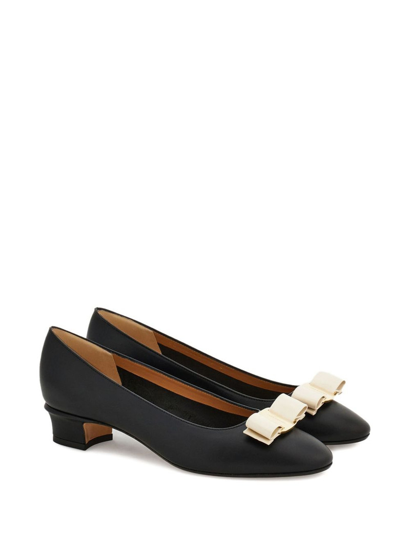 FERRAGAMO 30mm Vara bow-detail block-heel pumps outlook