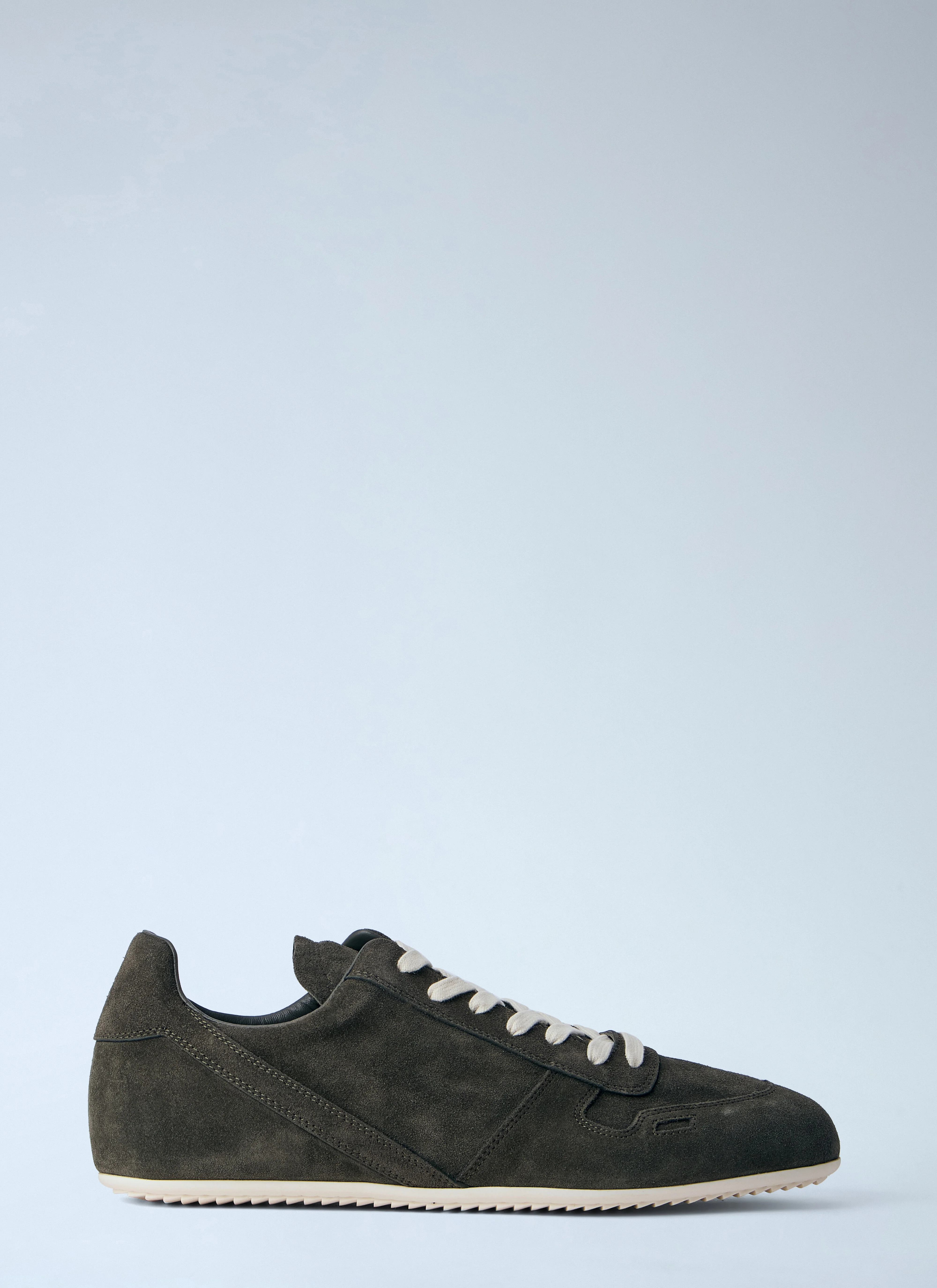 Minimal Sneakers - 1