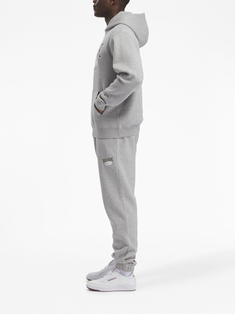 Reebok Classics Archive Essentials logo-print hoodie outlook