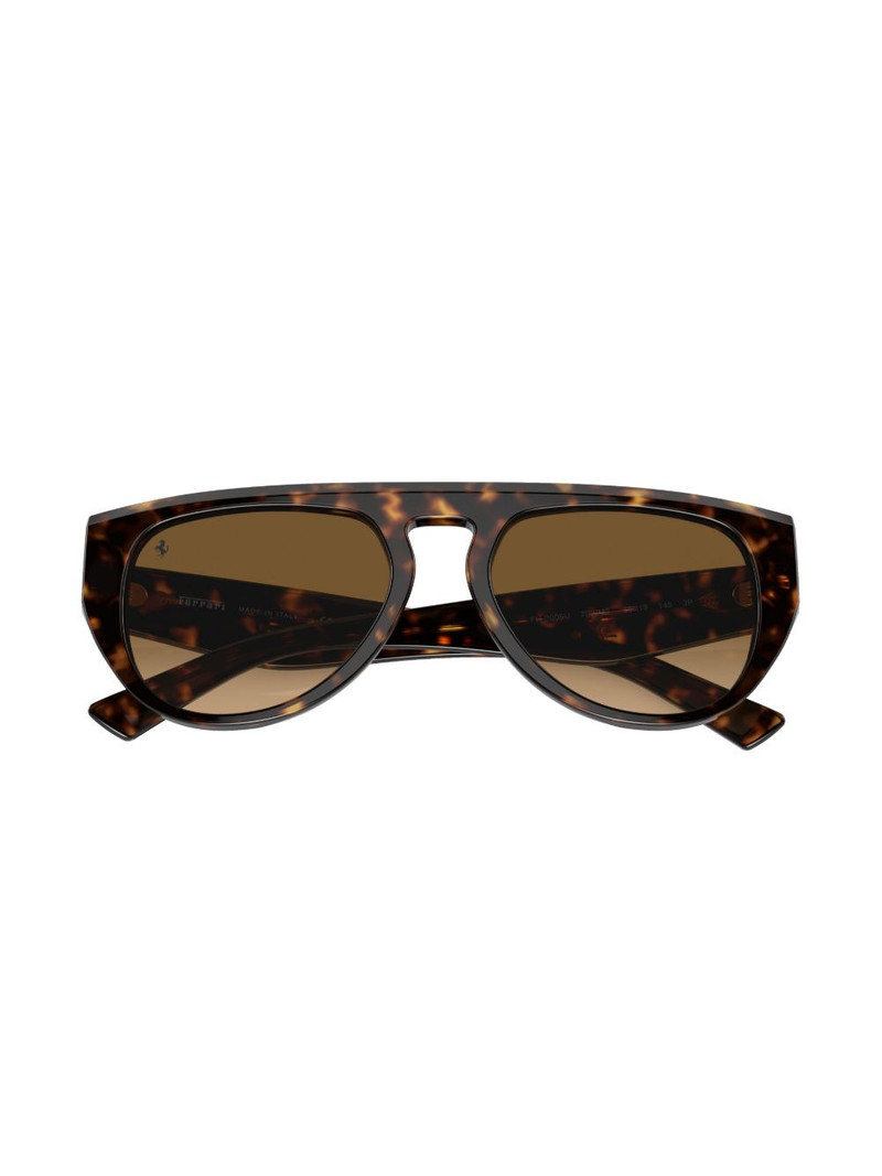 oval-frame sunglasses 6