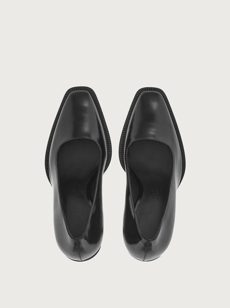 FERRAGAMO PUMPS WITH SHAPED HEEL outlook
