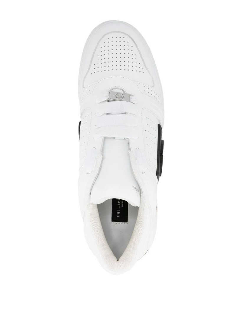 low-top leather sneakers 4